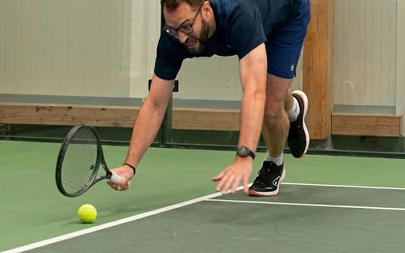 Giocare a tennis con scarpe multisport: &egrave; davvero adatto?