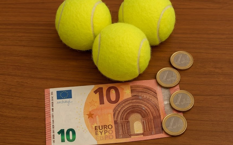 Quanto costa una palla da tennis?
